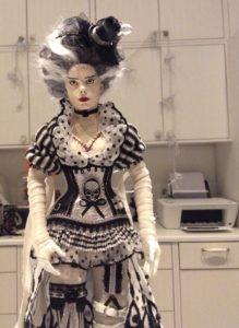 Suzanne Forbes Sideshow Bride of Frankenstein custom