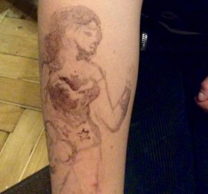 Jagua dye Wonder Woman skin tattoo by Suzanne Forbes Nov 16 2016.