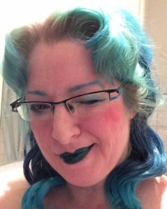 suzanne-forbes-self-portrait-berlin-fall-2016-edited